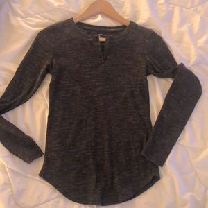 GH BASS & co long sleeve